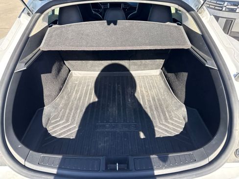 Used 2016 Tesla Model S RWD image 15