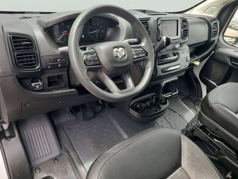 Used 2025 RAM ProMaster 3500 w/ Convenience Group image 11