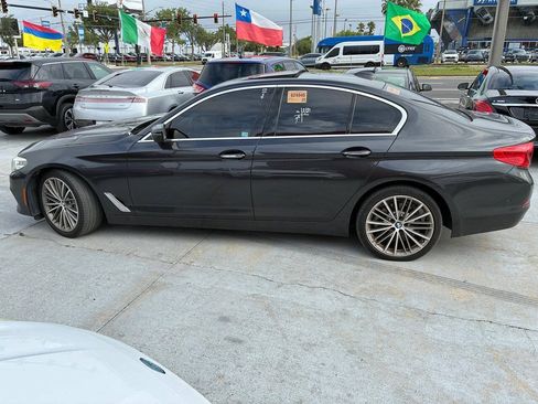 Used 2017 BMW 530i RWD image 5