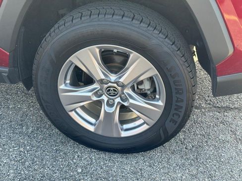 Used 2022 Toyota RAV4 LE AWD/4WD image 7