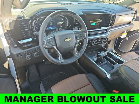 New 2026 Chevrolet Silverado 1500 High Country AWD/4WD image 15
