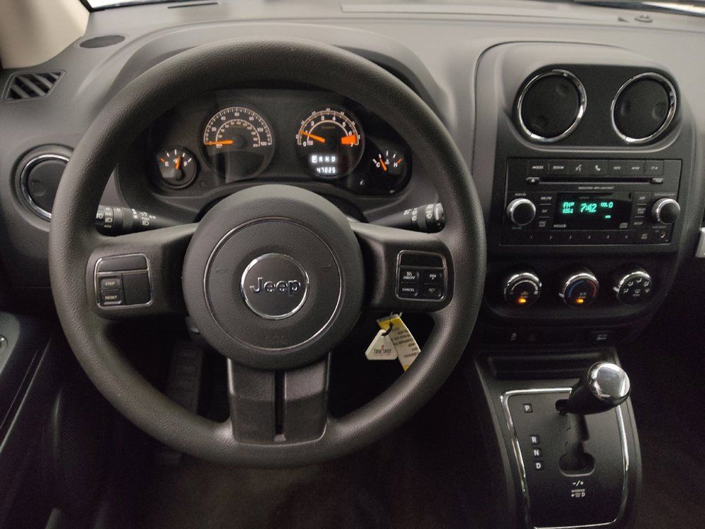 Used 2017 Jeep Compass Sport w/ Power Value Group FWD image 22