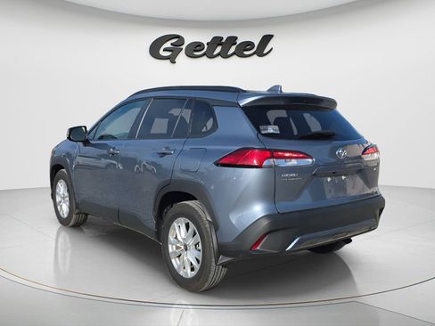 Used 2024 Toyota Corolla Cross LE FWD image 7
