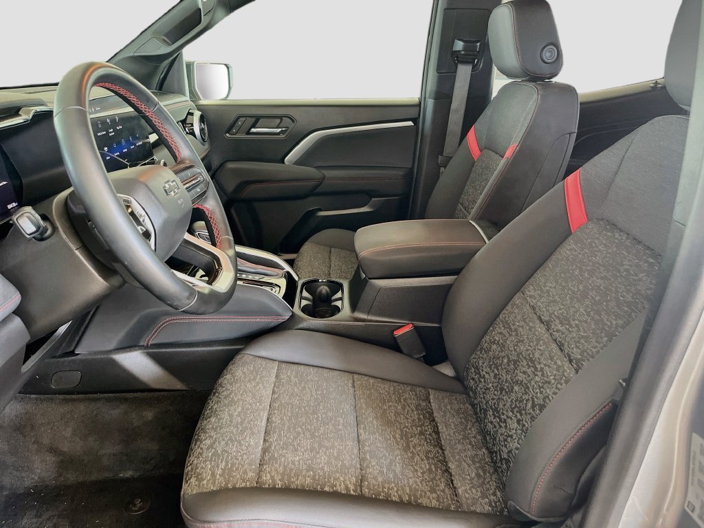 Used 2024 Chevrolet Colorado Z71 w/ Z71 Convenience Package 2 AWD/4WD image 21