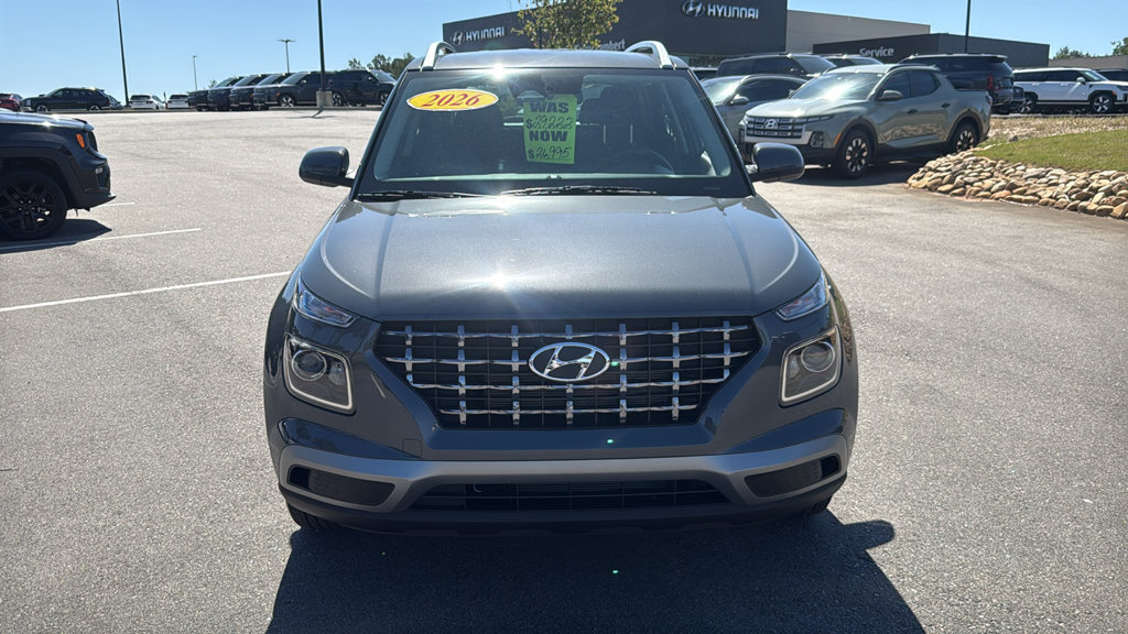 Used 2026 Hyundai Venue SEL FWD image 2