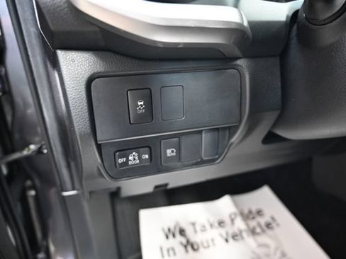 Used 2022 Toyota Tacoma SR5 AWD/4WD image 26