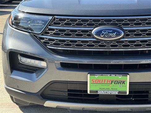 Used 2022 Ford Explorer King Ranch image 8