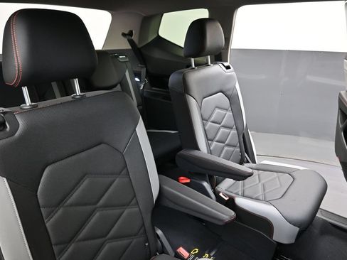 New 2026 Volkswagen Atlas Peak Edition AWD/4WD image 16