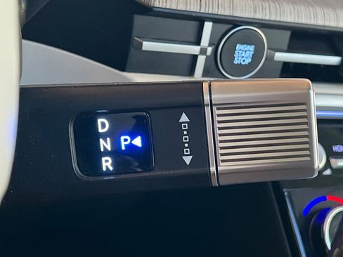 Used 2025 Hyundai Santa Fe Calligraphy image 30