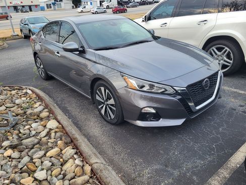 Used 2020 Nissan Altima 2.5 SL image 3