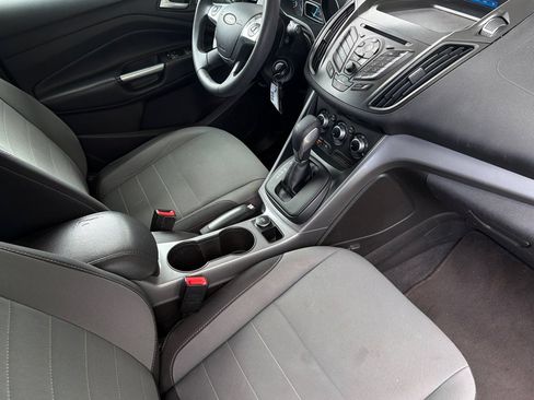 Used 2016 Ford Escape SE FWD image 18