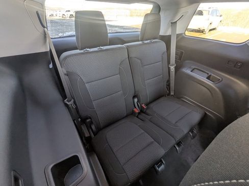 Used 2023 GMC Acadia SLE w/ Driver Convenience Package image 27