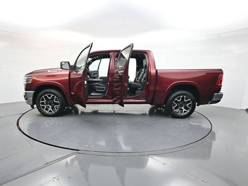 Used 2025 RAM 1500 Laramie AWD/4WD image 35