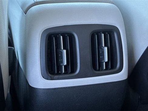 Used 2024 Hyundai Tucson Limited image 14