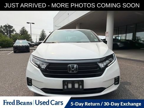 Used 2023 Honda Odyssey Sport image 2
