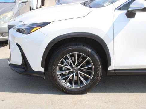 Certified 2024 Lexus NX 250 FWD w/ Premium Package image 4