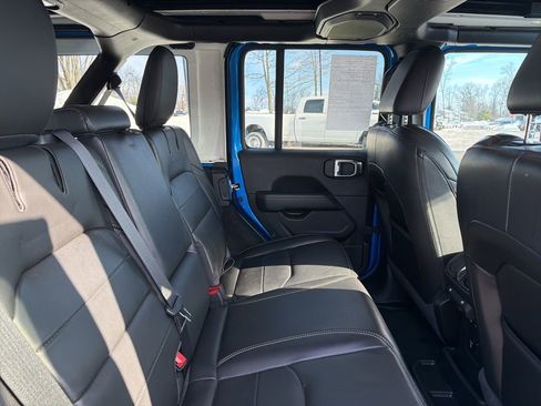 Certified 2021 Jeep Wrangler Unlimited Sahara w/ Cold Weather Group image 10