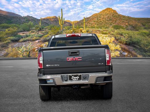 Used 2016 GMC Canyon SLE RWD image 9