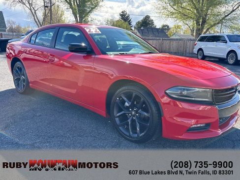 Used 2022 Dodge Charger SXT w/ Blacktop Package RWD image 1