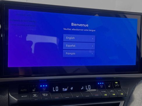 Used 2025 Toyota Camry XLE FWD image 26