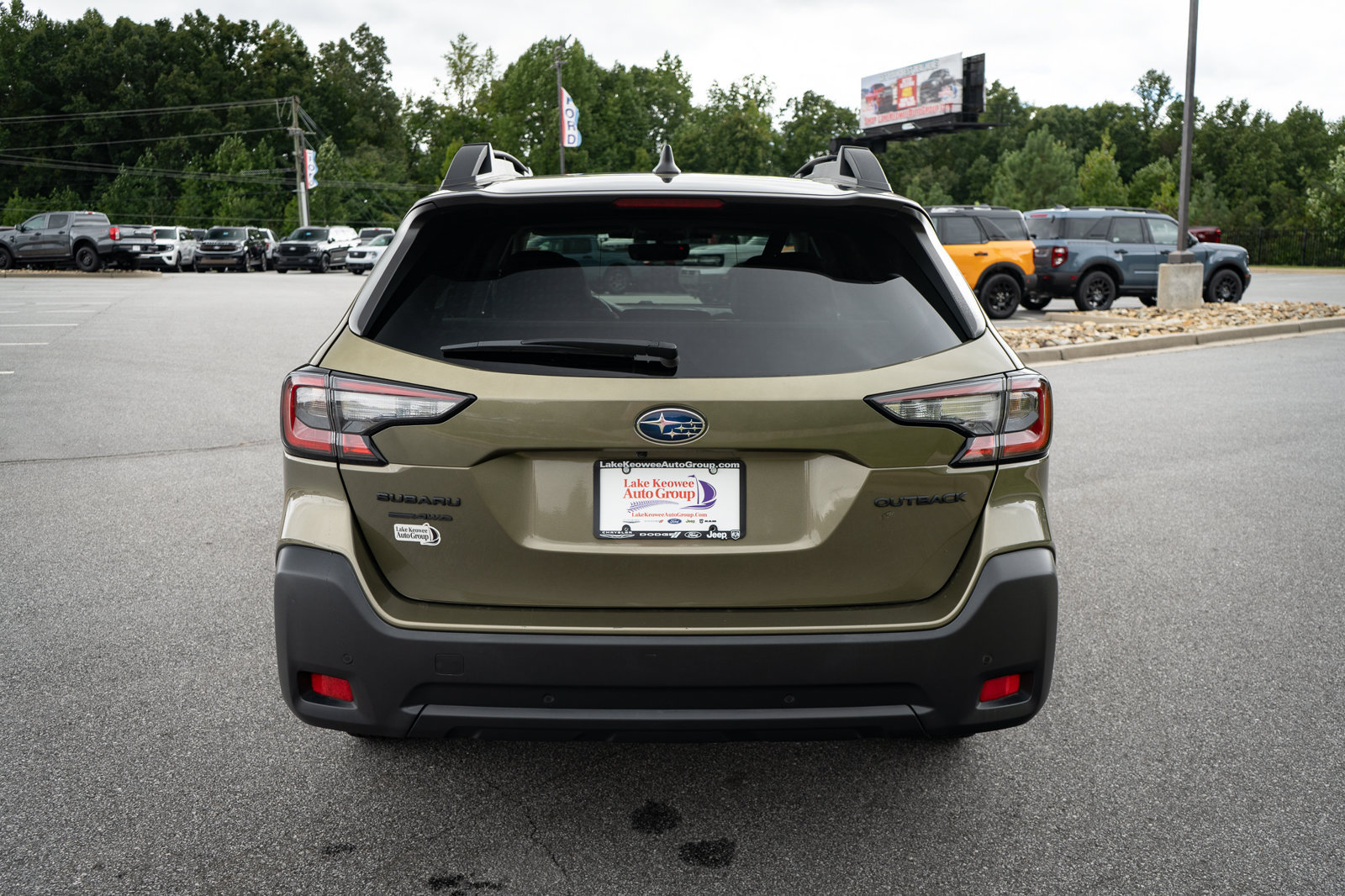 Used 2025 Subaru Outback Onyx Edition AWD/4WD image 8