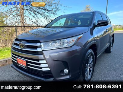 Used 2017 Toyota Highlander XLE