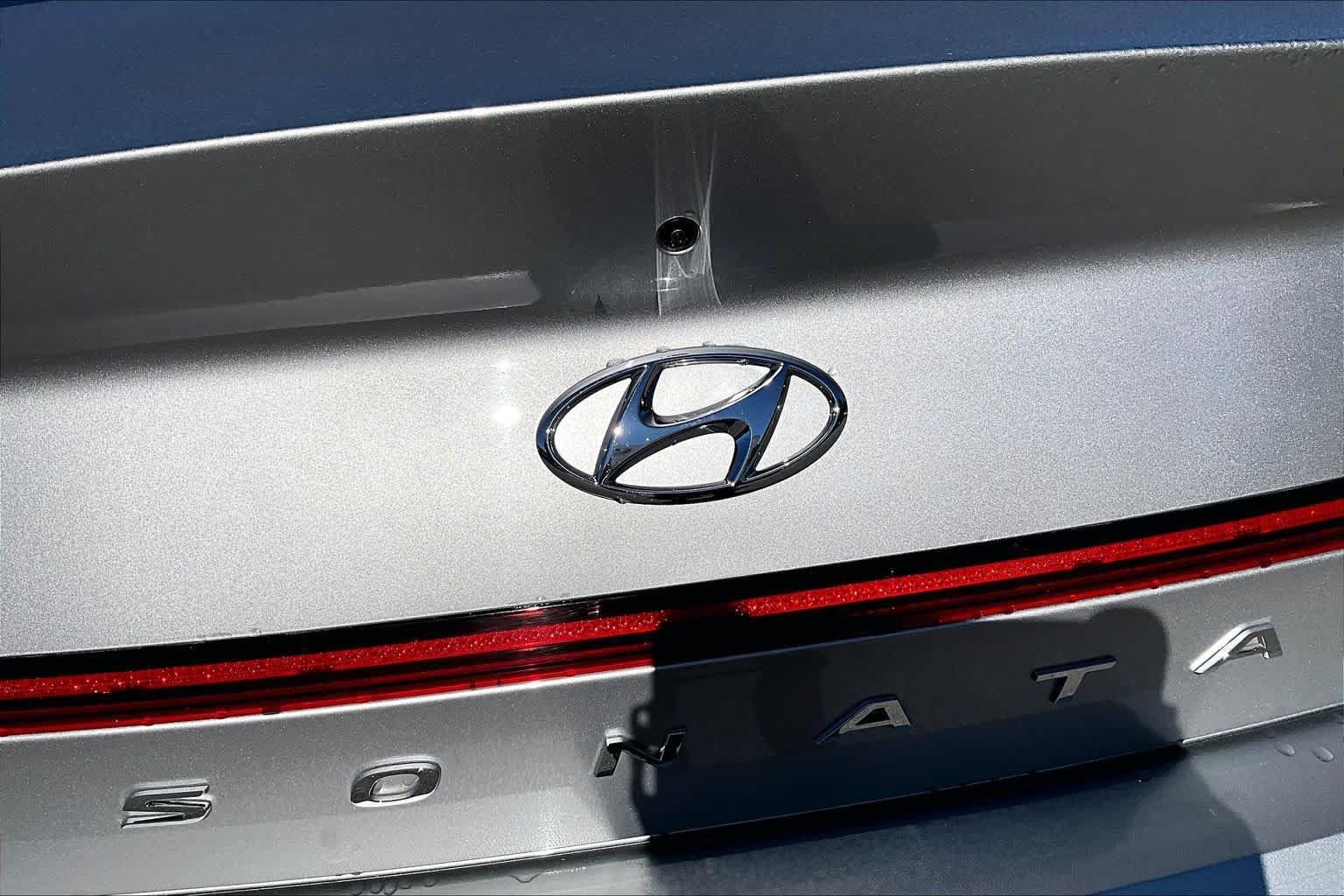 Used 2020 Hyundai Sonata Limited FWD image 9