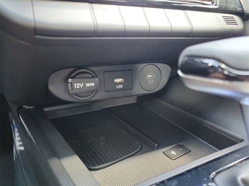 New 2025 Hyundai Elantra Sport image 25