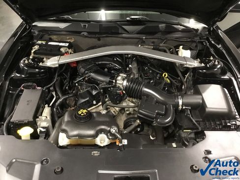 Used 2012 Ford Mustang Premium image 40