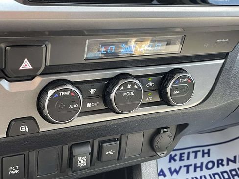 Used 2022 Toyota Tacoma SR5 w/ Technology Package RWD image 26