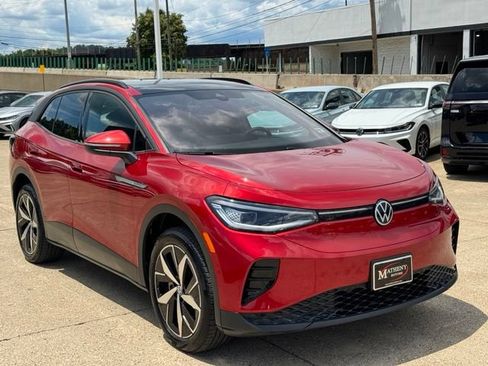 Certified 2024 Volkswagen ID.4 Pro S AWD/4WD image 8