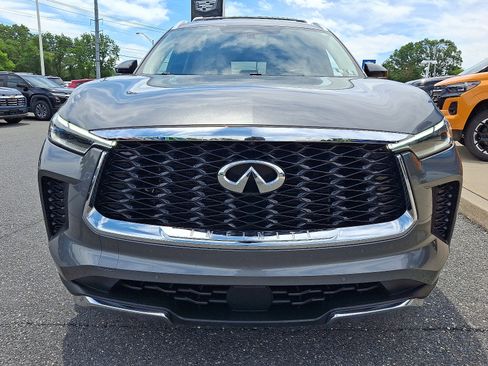 Used 2022 INFINITI QX60 Sensory w/ Cargo Package AWD/4WD image 2