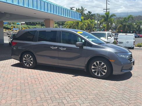 Used 2023 Honda Odyssey EX-L image 6