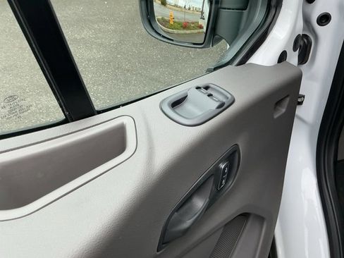 New 2026 Ford Transit 250 148 Medium Roof image 13