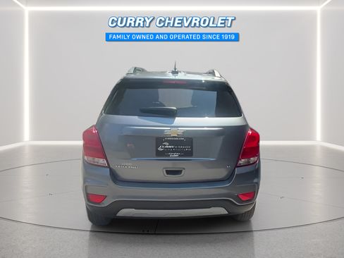 Used 2019 Chevrolet Trax LT w/ LT Convenience Package AWD/4WD image 11