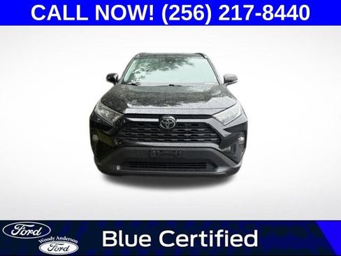 Used 2021 Toyota RAV4 XLE FWD image 4