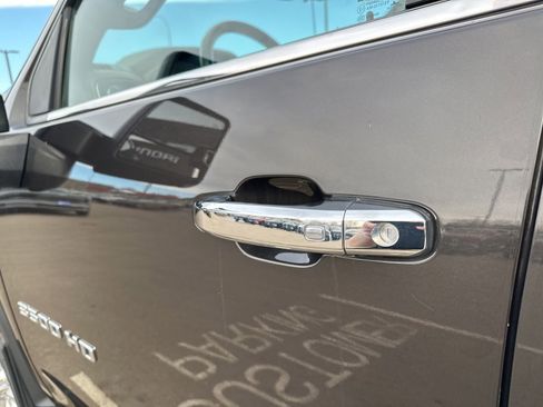 Used 2020 Chevrolet Silverado 3500 High Country w/ Z71 Off-Road Package image 16