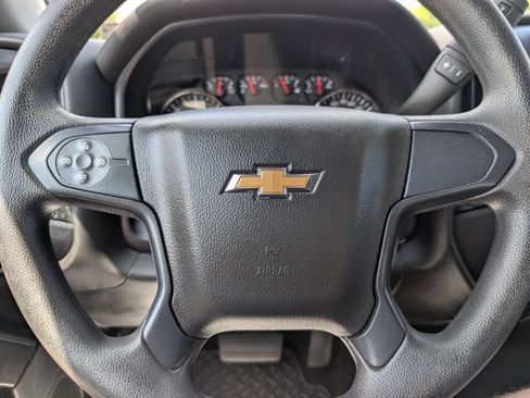 Used 2018 Chevrolet Silverado 1500 Custom w/ Custom Value Package AWD/4WD image 20