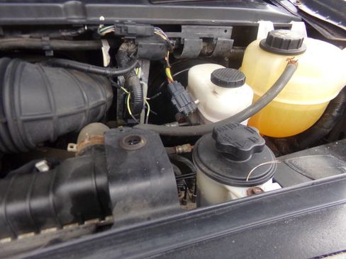 Used 2011 Ford E-350 and Econoline 350 Extended Super Duty w/ Commercial Cargo Van Pkg image 36