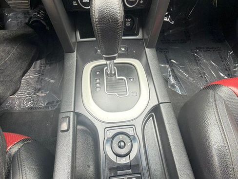 Used 2008 Pontiac G8 GT w/ Premium Package RWD image 19