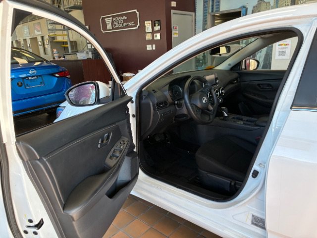 Used 2024 Nissan Sentra S FWD image 10