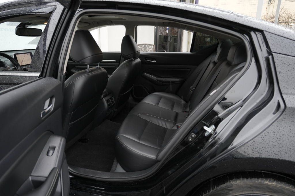 Used 2019 Nissan Altima 2.5 Platinum AWD/4WD image 28