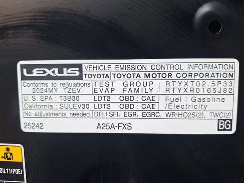 Used 2024 Lexus NX 450h+ F Sport w/ Vision Package image 21