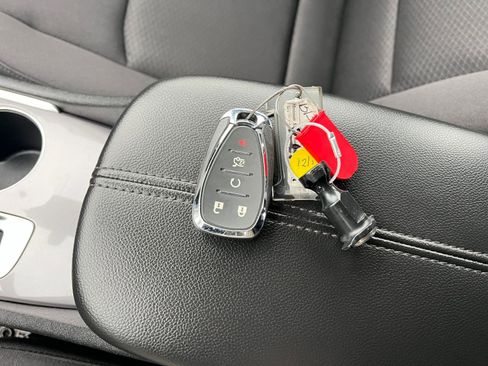 Used 2024 Chevrolet Malibu LT image 22