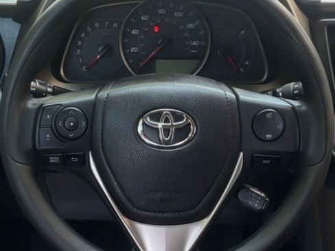 Used 2015 Toyota RAV4 XLE AWD/4WD image 18