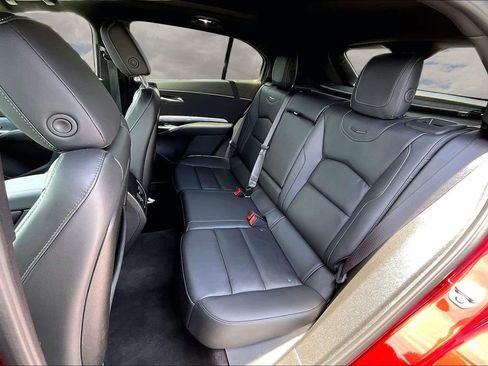 Used 2025 Cadillac XT4 Premium Luxury FWD image 22
