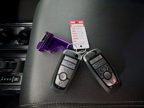 Used 2023 Ford F150 XLT w/ Equipment Group 302A High image 33