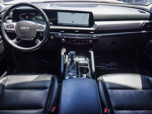 Certified 2023 Kia Telluride S w/ S Sunroof Package FWD image 11