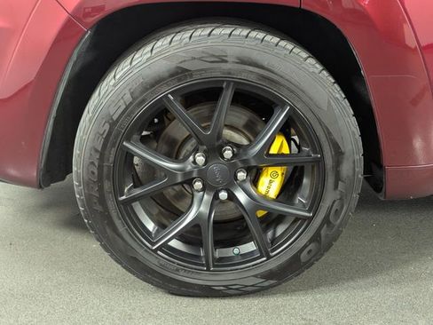 Used 2018 Jeep Grand Cherokee Trackhawk AWD/4WD image 14