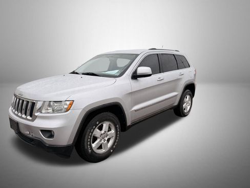 Used 2012 Jeep Grand Cherokee Laredo w/ Laredo E Group image 1
